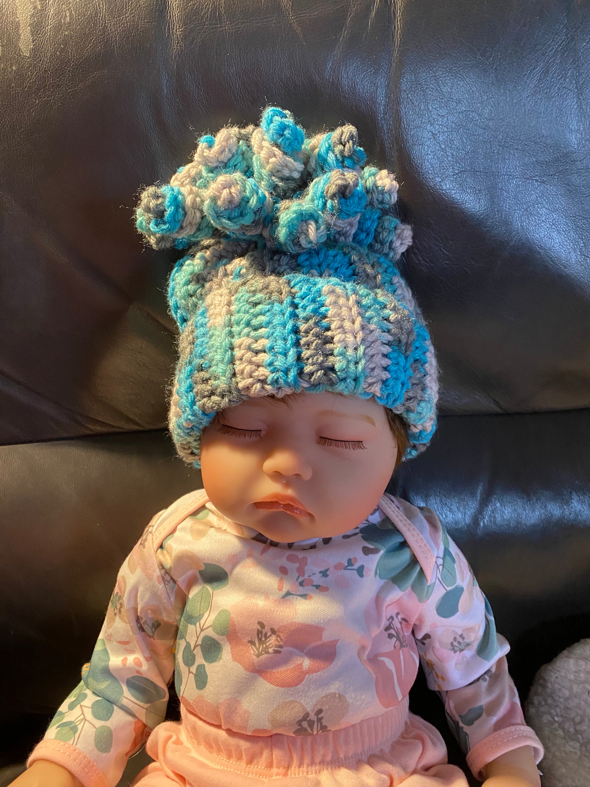 Curlicue hat