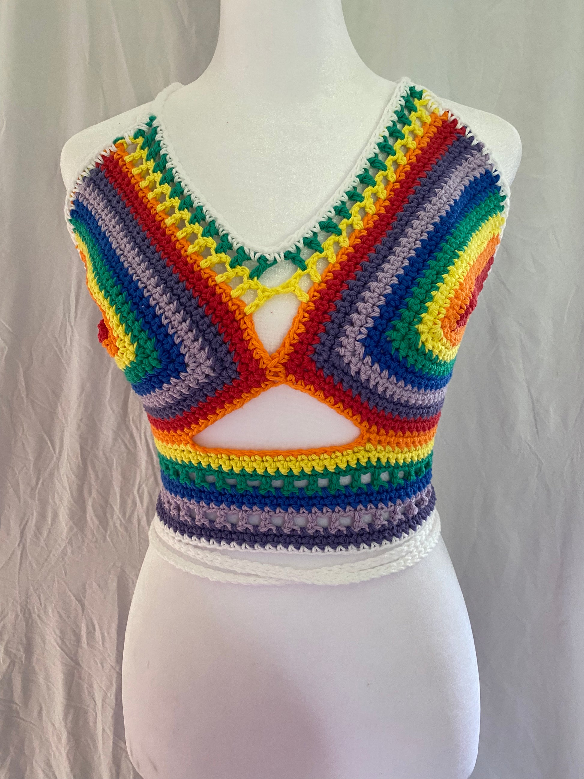 The River Dahlia Crop Top