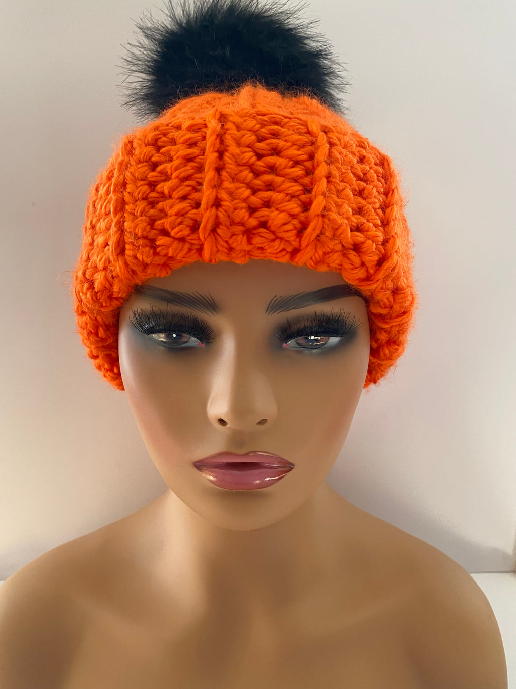 chunky Hat with Fur Pom Pom